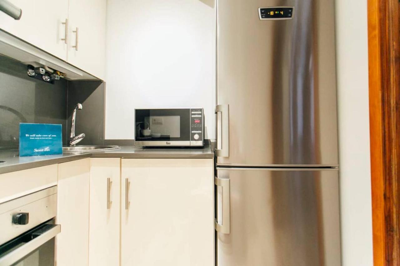 شقة New With Height- 2Bd 1Bth- Pajaritos إشبيلية المظهر الخارجي الصورة